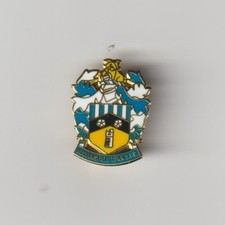 HUDDERSFIELD TOWN F.C. Club Crested Enamel Badge FREE POST UK
