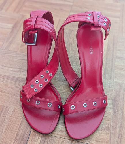 Barratts red eyelet strappy - red,
