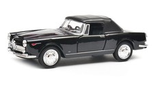 Welly 1960 Alfa Romeo 2600 Spider Soft Top Black 1:34 1:39 Scales 4.5 Inch Car