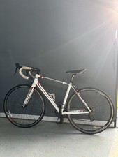 Giant ALUXX Aluminium Technology Defy Bike