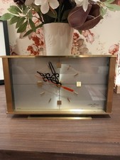 Vintage 1970's Seth Thomas mantle clock, working in great condition (battery)