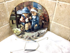 M.J.Hummel ‘Tender Loving