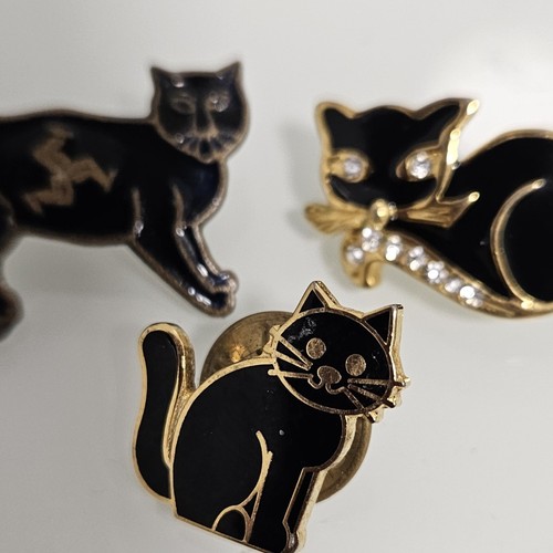 Cat bundle brooches - cat, brooches/pins