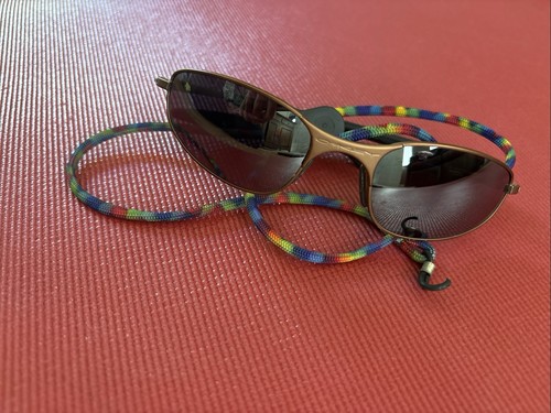 Oakley vintage sunglasses - vintage, 90s