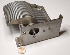 1100pF VARIABLE CAPACITOR