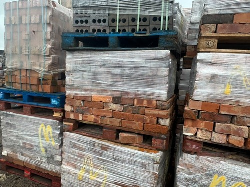 Reclaimed brindle bricks - brindle,