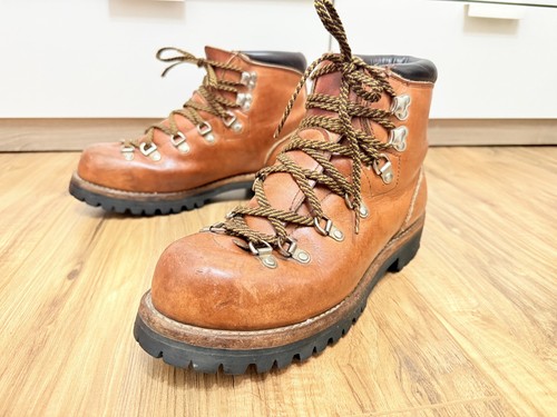 Rare discontinued red wing - rare,