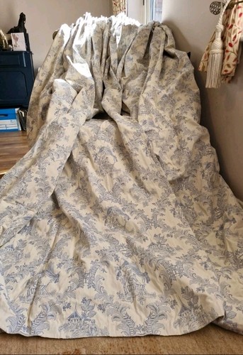 Vintage blue and - blue,