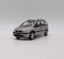 MINICHAMPS OPEL ZAFIRA SILVER