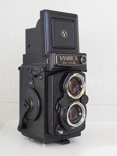 Yashica 124g tlr camera - -, film