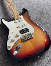 Suhr Classic S 3 Tone Sunburst