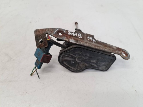 Saab 900 1994 headlight - , wiper