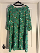 Funky Green Winter Christmas