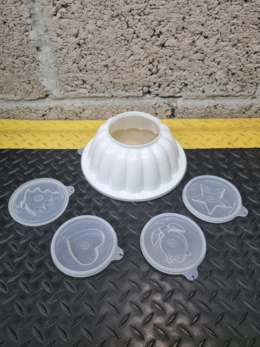 Tupperware round plastic - plastic, jelly