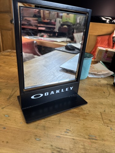 Oakley sunglasses counter - oakley,