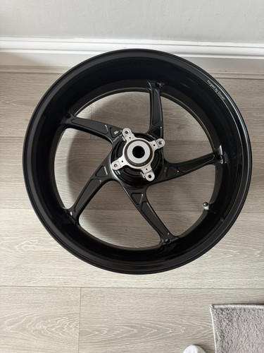 Ducati panigale v4s v4r - ducati,
