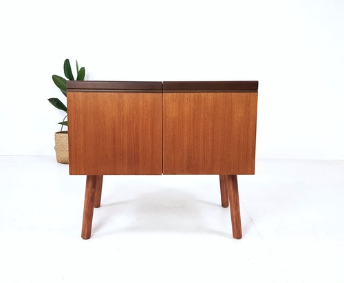 Vintage plan record cabinet - g,