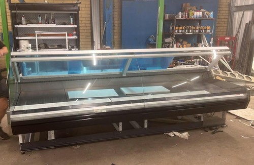 Arneg butcher display - 3.2m,