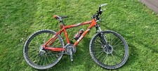 Giant XTC Mountain Bike Red 27 gears shimano disc brake front suspension Alloy