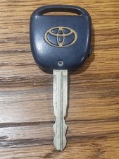 USED TOYOTA 1 BUTTON KEY
