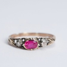 Ring rose cut diamond ruby