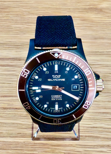 Glycine combat sub - glycine, golden