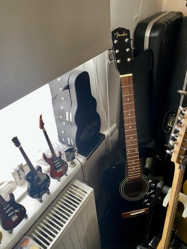 Fender black acoustic guitar - black,