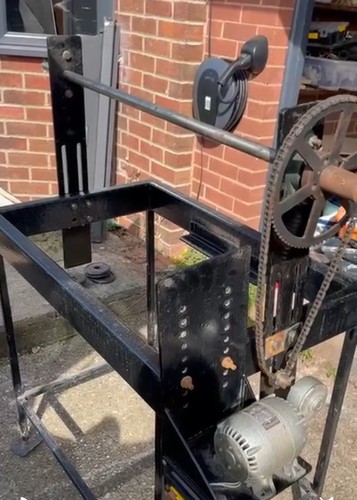 Spit hog roast machine - spit/hog,