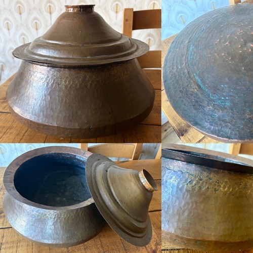 Antique cooking vessel - or, pot