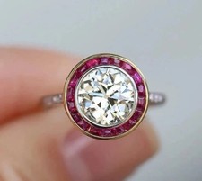 Antique Style Round Cut Lab