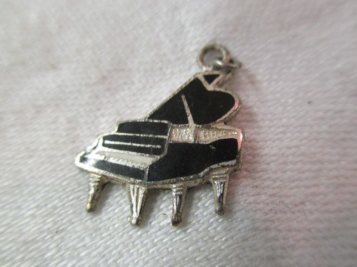 Vintage sterling charm black - sterling,