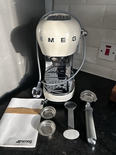 Smeg ecf02cruk espresso - ecf02cruk,