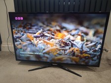 Samsung 40" Smart Hub 200Hz Freeview HD LED TV - (UE-40F5500AK)