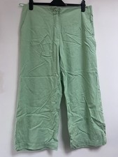 Size 16 M&S Cropped Trousers