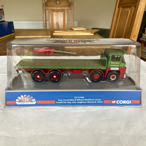 Corgi marques distinction - of,