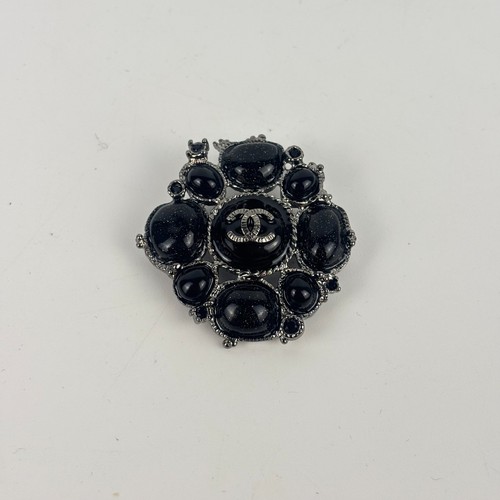 Chanel black glitter gripoix - black,