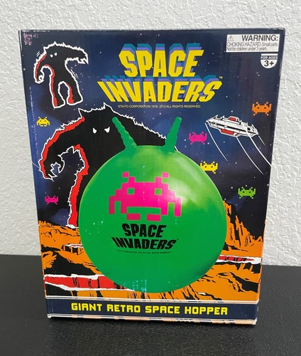 Space invaders giant - invaders,
