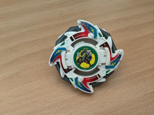 Beyblade original dragoon - beyblade,