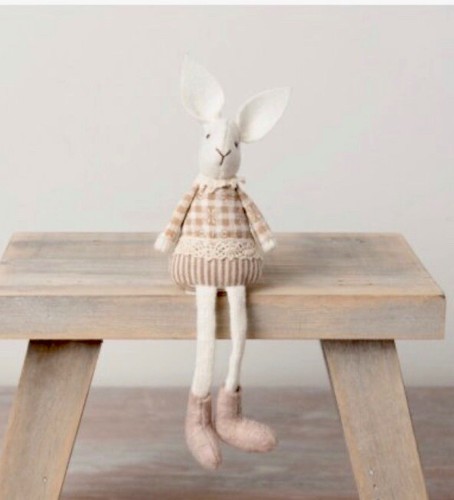 Rabbit decoration shelf - rabbit,