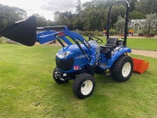 New Holland Boomer 25 Tractor