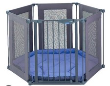 Lindam Playpen and Stairgate