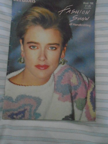 Original vintage patons book - vintage,