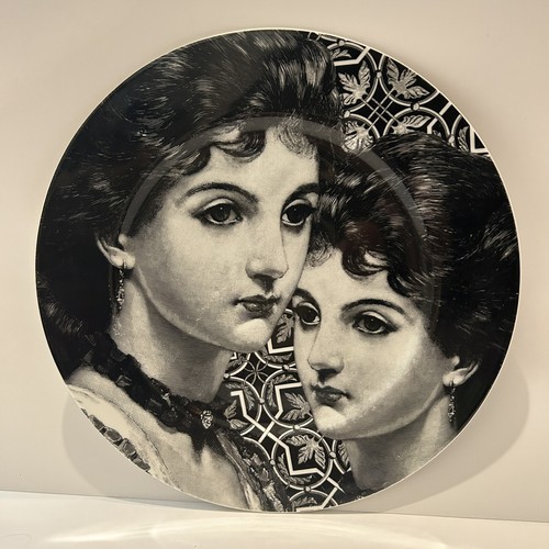 Mikasa memoir round plate - round,