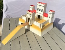 Vintage Tiger Toys Wooden Fort