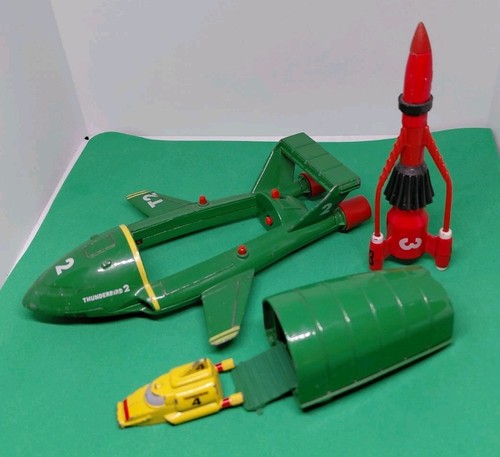 Matchbox thunderbird die - 2,