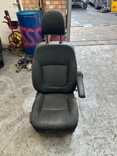 VAUXHALL VIVARO SPORTIVE 2014-2018 DRIVERS SEAT ARMREST BLACK RIGHT R/H O/S