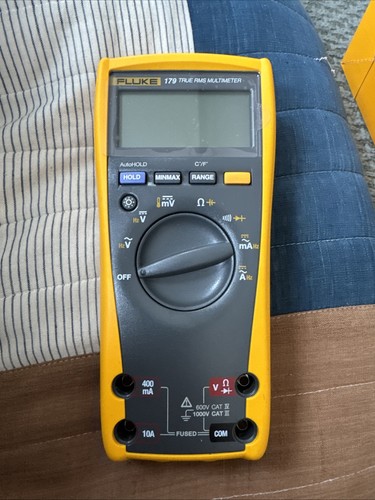 Fluke electronics multimeter - electronics,