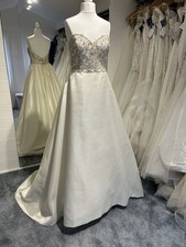 Lou Lou Bridal Size 14 Satin