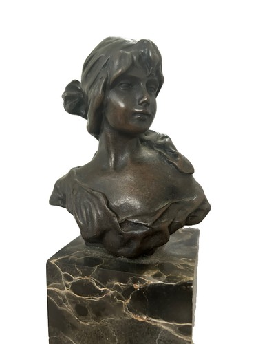 Art nouveau bronze - nouveau, bust