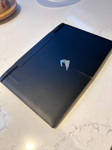 Aorus 17in gaming laptop - 17in,